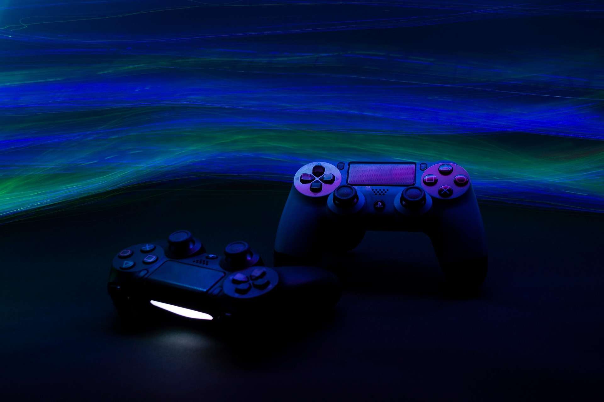 About Me – TomPlaysGames